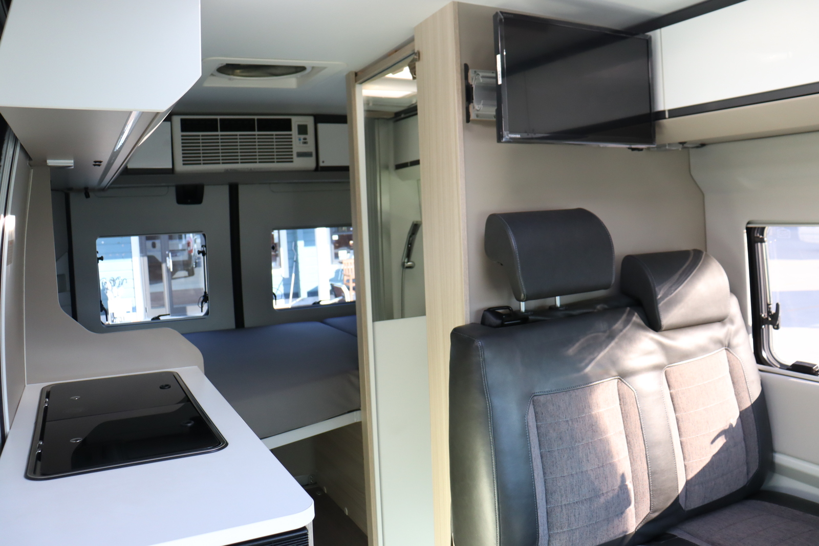 キャンピングカー バンコン ﾃﾞｭｶﾄ ｱﾄﾞﾘｱ ﾂｲﾝ540SPﾌﾟﾗｽ 9AT