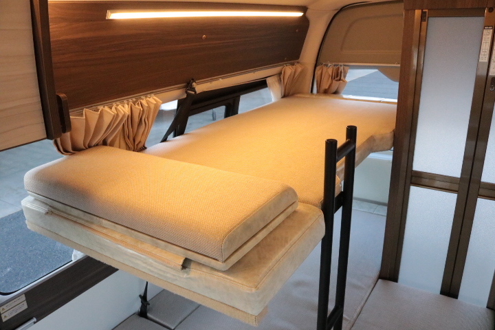 キャンピングカー バンコン ﾊｲｴｰｽ ﾚｸﾋﾞｨ ﾌｧｲﾌﾞｽﾀｰｾﾌﾟﾄ　FF