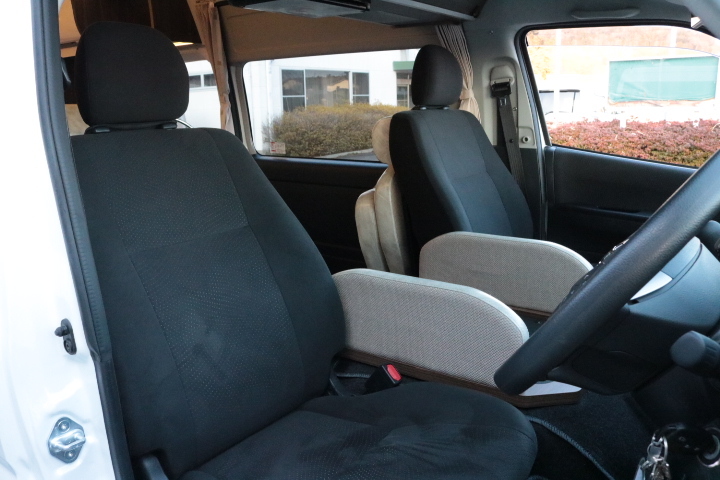 キャンピングカー バンコン ﾊｲｴｰｽ ﾚｸﾋﾞｨ ﾌｧｲﾌﾞｽﾀｰｾﾌﾟﾄ　FF