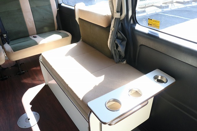 キャンピングカー バンコン ﾊｲｴｰｽ かｰいんてりあ高橋ﾘﾗｯｸｽﾜｺﾞﾝ 4WD