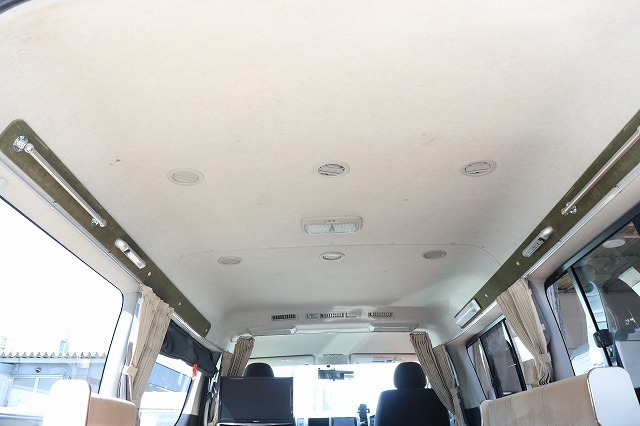 キャンピングカー バンコン ﾊｲｴｰｽ かｰいんてりあ高橋ﾘﾗｯｸｽﾜｺﾞﾝ 4WD