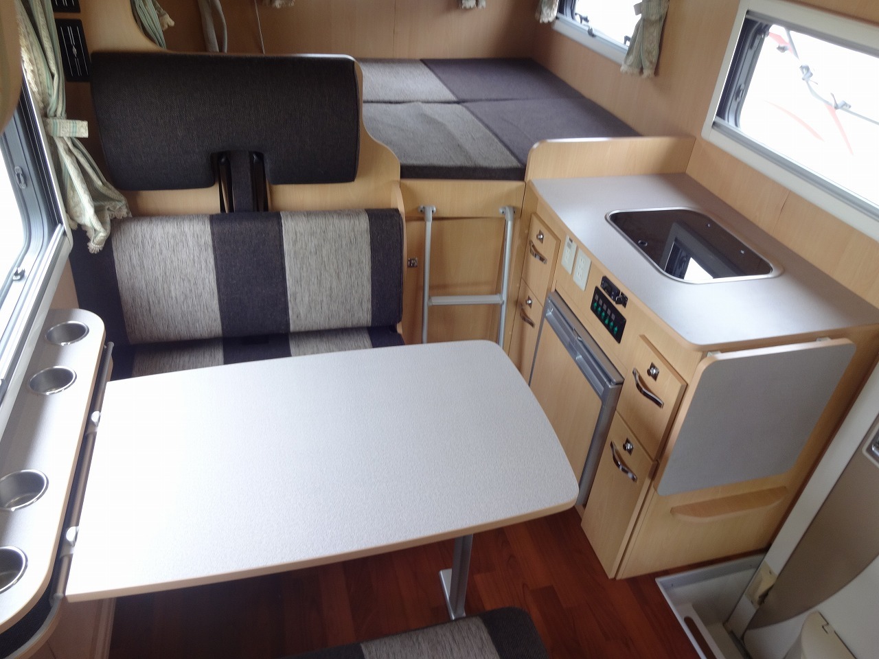 キャンピングカー キャブコン ｶﾑﾛｰﾄﾞ ﾅｯﾂRV ｸﾚｿﾝﾎﾞﾔｰｼﾞｭX FF暖房