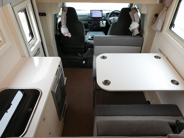 キャンピングカー キャブコン ﾌｧﾝﾙｰﾁｪ　ｳﾗﾙｴｲｼﾞｱ　家ｴｱｺﾝ　ｿｰﾗｰ　FF