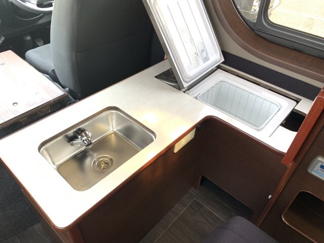 キャンピングカー バンコン OMC ちくら 12Vｸｰﾗｰ FFﾋｰﾀｰ 軽油2WD