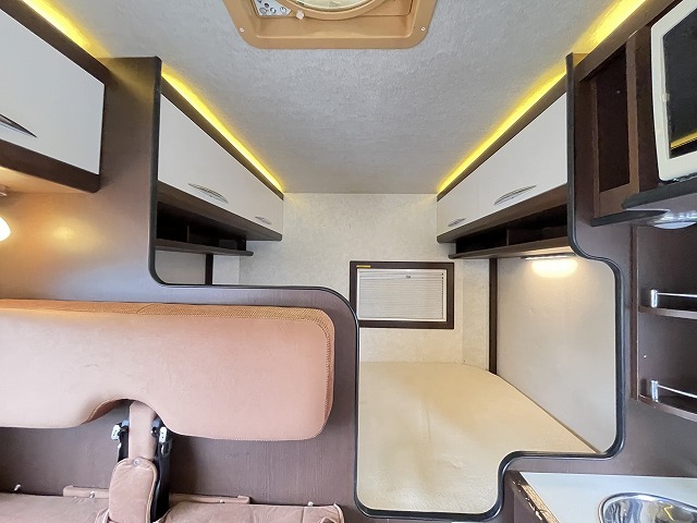 キャンピングカー キャブコン  ﾊｲｴｰｽ ﾌｧｰｽﾄｶｽﾀﾑ CG500 L-HOP