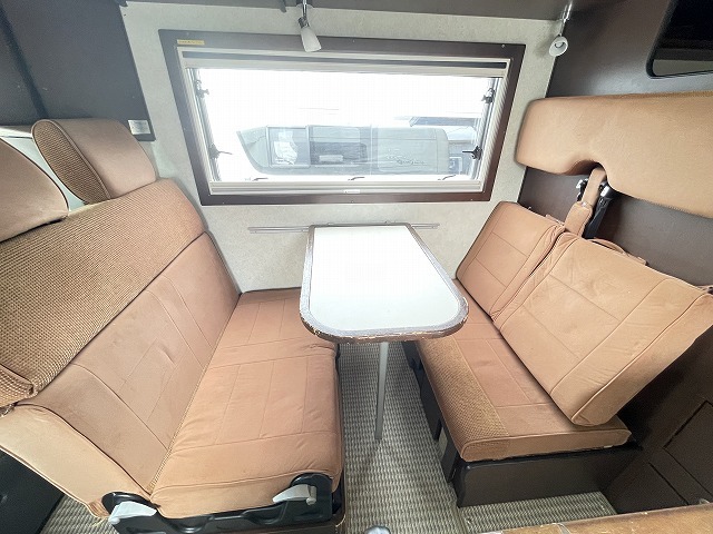 キャンピングカー キャブコン  ﾊｲｴｰｽ ﾌｧｰｽﾄｶｽﾀﾑ CG500 L-HOP