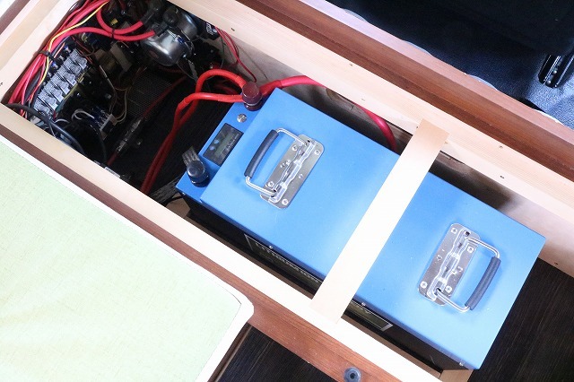 キャンピングカー キャブコン ﾀｳﾝｴｰｽ MYS ﾚｼﾞｽﾄﾛｱｳﾙ　4WD　家庭用AC