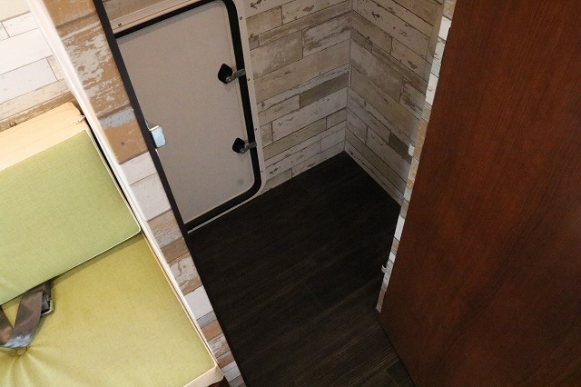 キャンピングカー キャブコン ﾀｳﾝｴｰｽ MYS ﾚｼﾞｽﾄﾛｱｳﾙ　4WD　家庭用AC