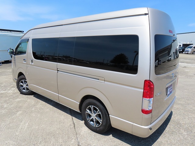 キャンピングカー バンコン ﾊｲｴｰｽ ﾄｲﾌｧｸﾄﾘｰ GT 4WD