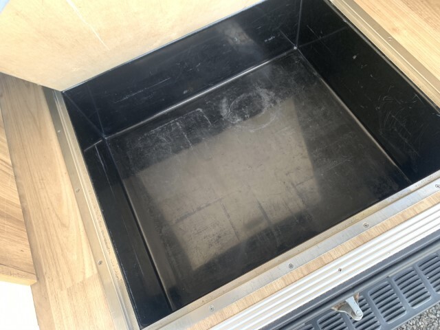 キャンピングカー バンコン ﾃｨﾋﾟｰ ﾄﾗｳﾞｫｲHJ200 4WD ﾜﾝｵｰﾅｰ