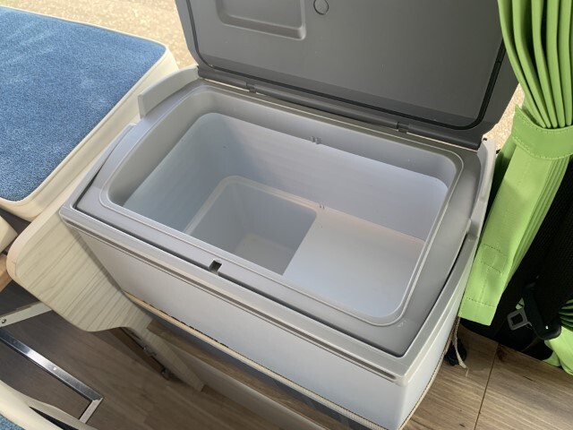 キャンピングカー バンコン ﾃｨﾋﾟｰ ﾄﾗｳﾞｫｲHJ200 4WD ﾜﾝｵｰﾅｰ