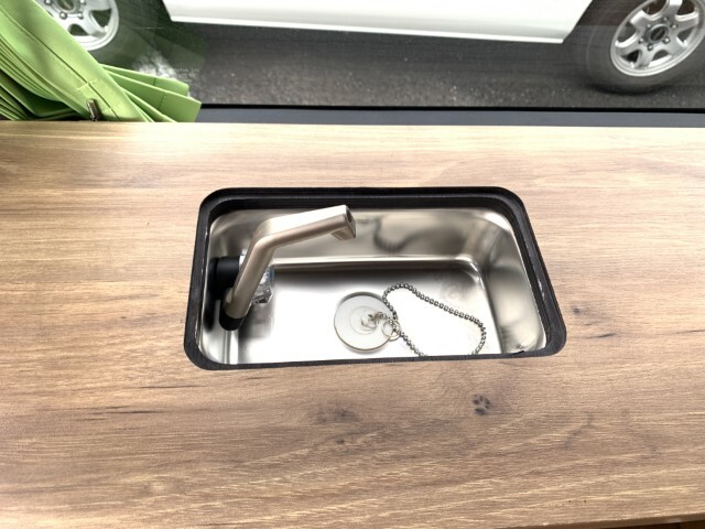 キャンピングカー バンコン ﾃｨﾋﾟｰ ﾄﾗｳﾞｫｲHJ200 4WD ﾜﾝｵｰﾅｰ