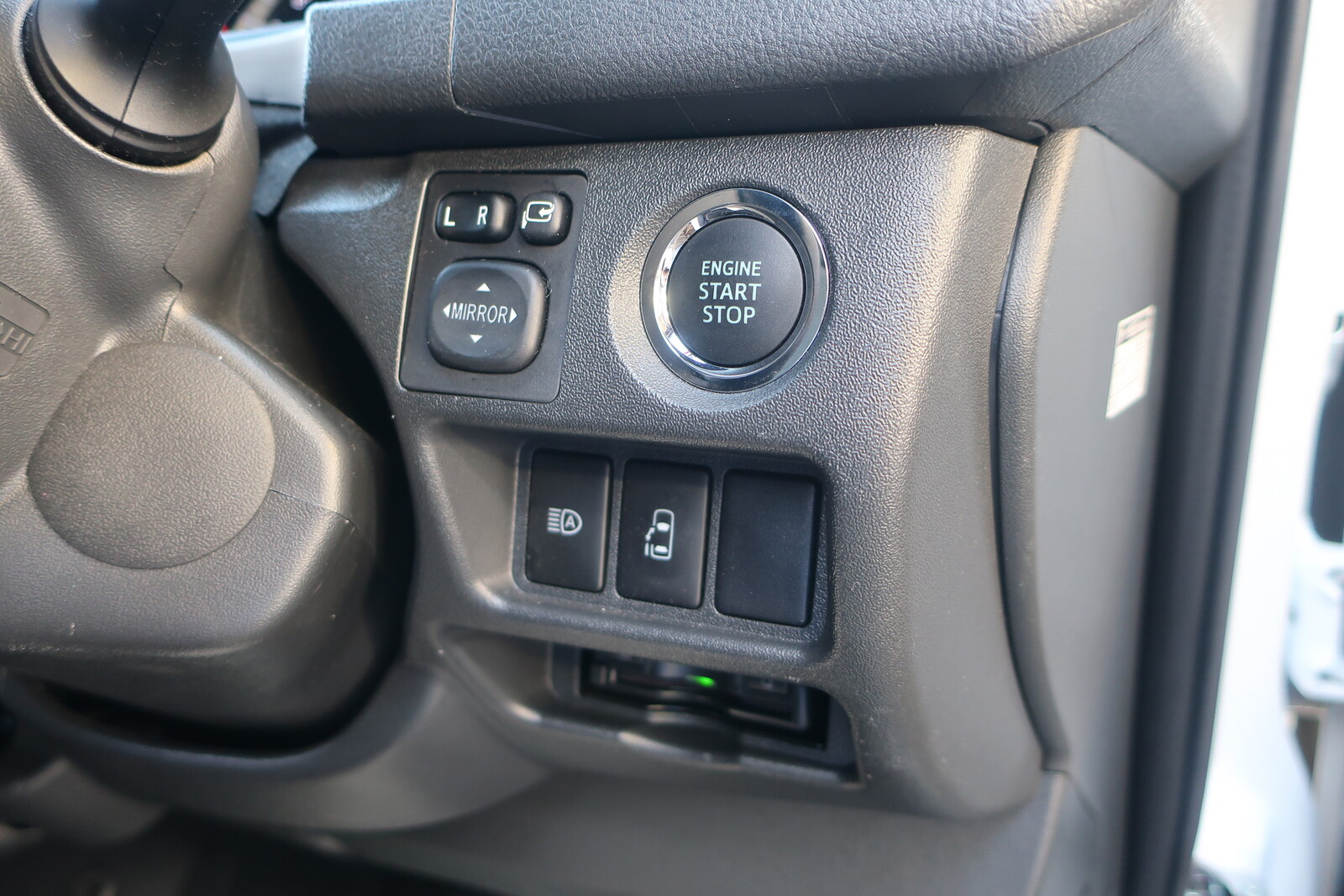 キャンピングカー バンコン ﾊｲｴｰｽ ﾅｯﾂRV ﾌｧﾐﾓ ﾀｲﾌﾟA