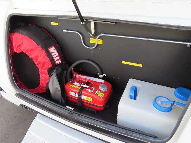 キャンピングカー トレーラー ﾄﾘｶﾞﾉ ｴﾒﾛｰﾄﾞ376Vｴﾃﾞｨｼｮﾝﾌﾟﾚﾐｱﾑ