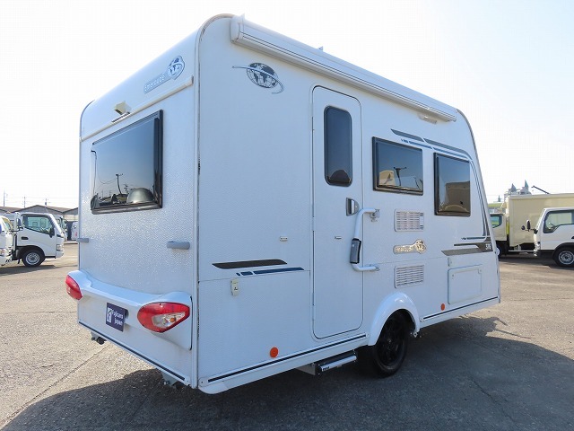 キャンピングカー トレーラー ﾄﾘｶﾞﾉ ｴﾒﾛｰﾄﾞ376Vｴﾃﾞｨｼｮﾝﾌﾟﾚﾐｱﾑ