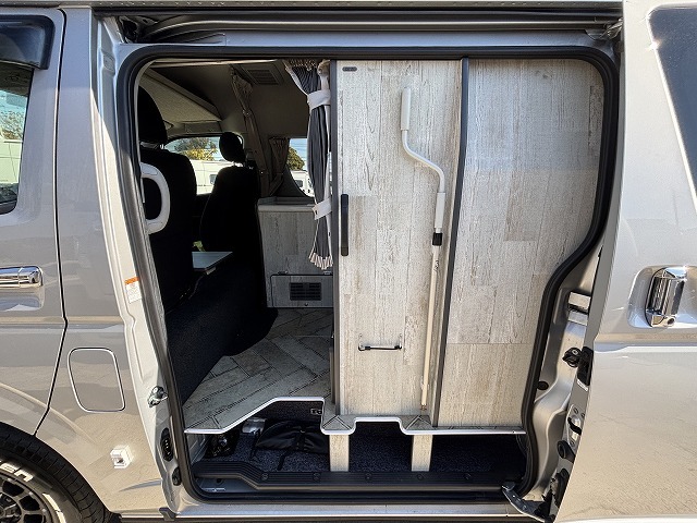 キャンピングカー バンコン ﾊｲｴｰｽ ﾘﾝｴｲ ﾊﾞｶﾝﾁｪｽﾀﾞｲﾈｯﾄ 4WD