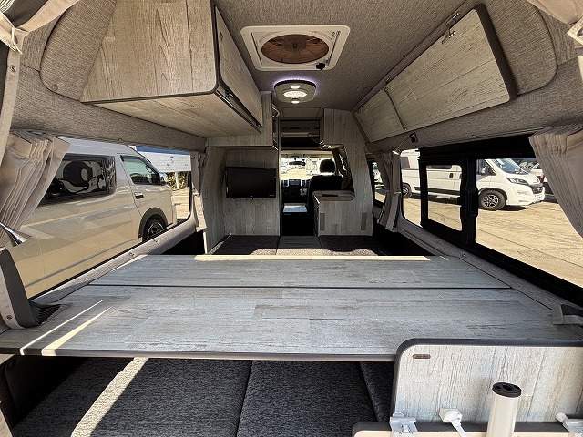 キャンピングカー バンコン ﾊｲｴｰｽ ﾘﾝｴｲ ﾊﾞｶﾝﾁｪｽﾀﾞｲﾈｯﾄ 4WD