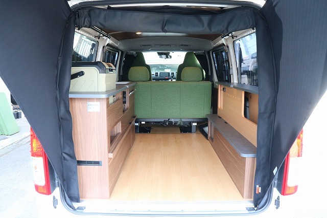 キャンピングカー バンコン ﾊｲｴｰｽ ﾄｲﾌｧｸﾄﾘｰ ｸﾞﾘｰﾝﾊﾞﾃﾞｨ 4WD