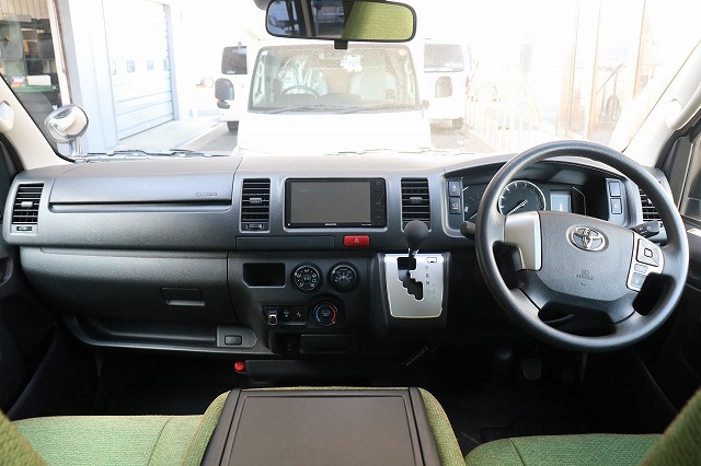 キャンピングカー バンコン ﾊｲｴｰｽ ﾄｲﾌｧｸﾄﾘｰ ｸﾞﾘｰﾝﾊﾞﾃﾞｨ 4WD