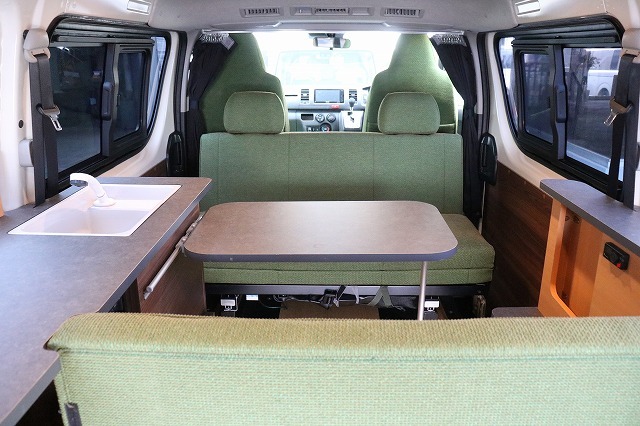 キャンピングカー バンコン ﾊｲｴｰｽ ﾄｲﾌｧｸﾄﾘｰ ｸﾞﾘｰﾝﾊﾞﾃﾞｨ 4WD