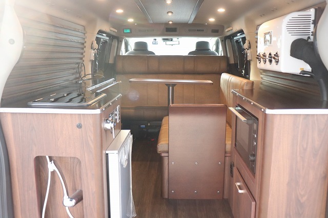 キャンピングカー バンコン ｷｬﾗﾊﾞﾝ ｵｰﾛﾗｴｸｽｸﾙｰｼﾌﾞｱｰﾁｻﾞﾝ　4WD