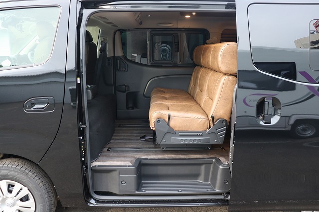 キャンピングカー バンコン ｷｬﾗﾊﾞﾝ ｵｰﾛﾗｴｸｽｸﾙｰｼﾌﾞｱｰﾁｻﾞﾝ　4WD