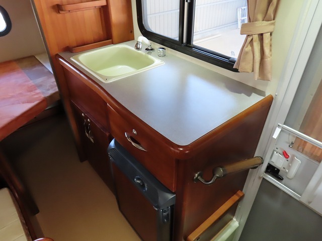 キャンピングカー キャブコン ﾊﾞﾈｯﾄ ﾅｯﾂRV ﾏｯｼｭ ﾀｲﾌﾟW FFﾋｰﾀｰ