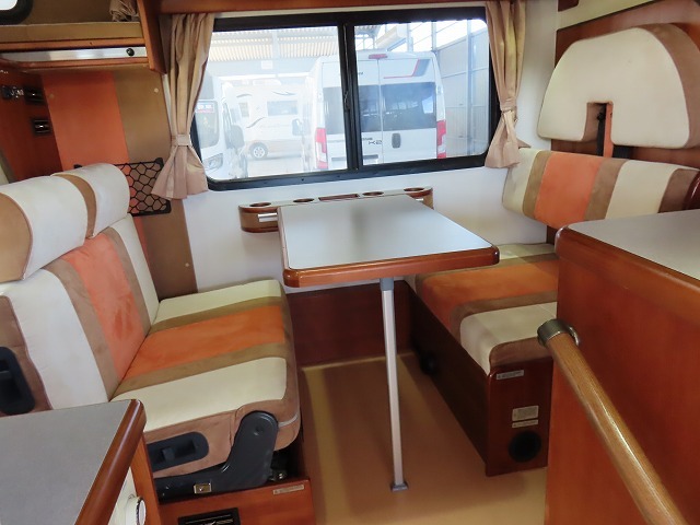 キャンピングカー キャブコン ﾊﾞﾈｯﾄ ﾅｯﾂRV ﾏｯｼｭ ﾀｲﾌﾟW FFﾋｰﾀｰ