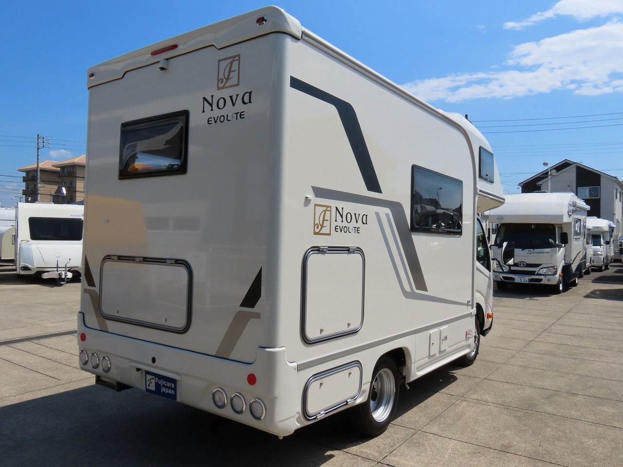 キャンピングカー キャブコン ｶﾑﾛｰﾄﾞﾌｼﾞｶｰｽﾞｼﾞｬﾊﾟﾝNovaﾀｲﾌﾟX新車