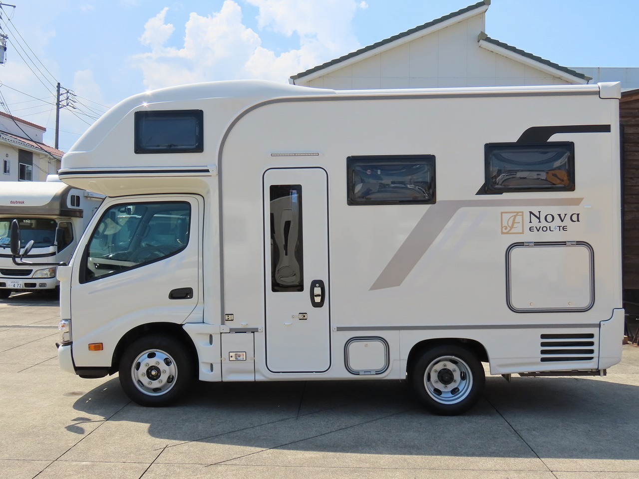 キャンピングカー キャブコン ｶﾑﾛｰﾄﾞﾌｼﾞｶｰｽﾞｼﾞｬﾊﾟﾝNovaﾀｲﾌﾟX新車