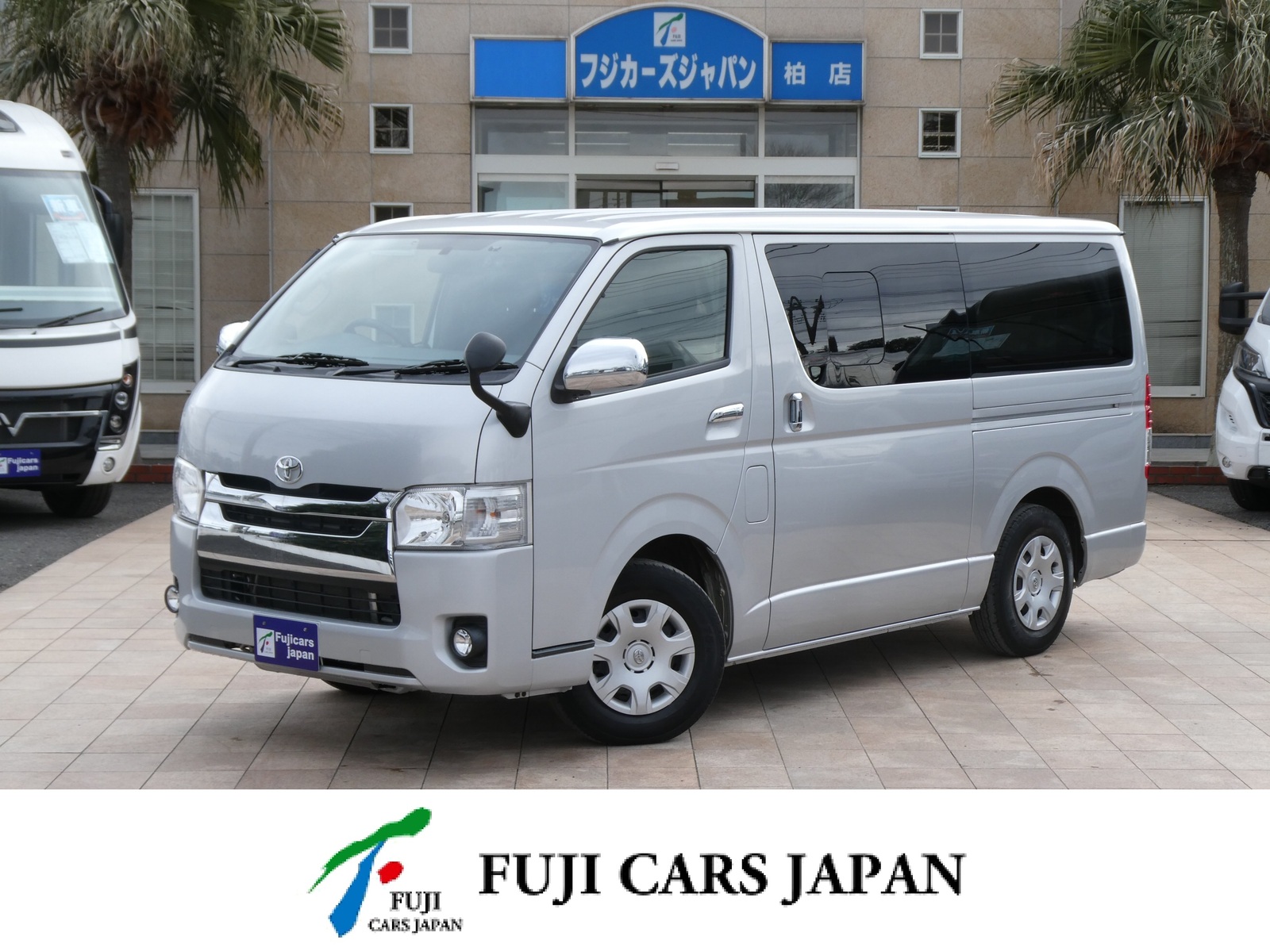 キャンピングカー バンコン RVビックフット　スウィングN4．7　冷蔵庫　インバーター