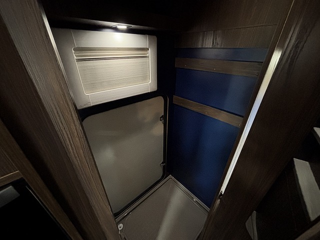 キャンピングカー キャブコン ｶﾑﾛｰﾄﾞ ﾊﾞﾝﾃｯｸ ｺﾙﾄﾞﾘｰﾌﾞｽ 4WD