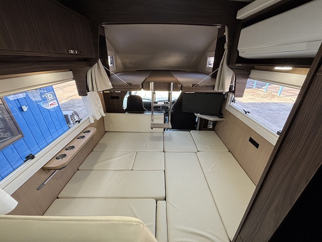 キャンピングカー キャブコン ｶﾑﾛｰﾄﾞ ﾊﾞﾝﾃｯｸ ｺﾙﾄﾞﾘｰﾌﾞｽ 4WD