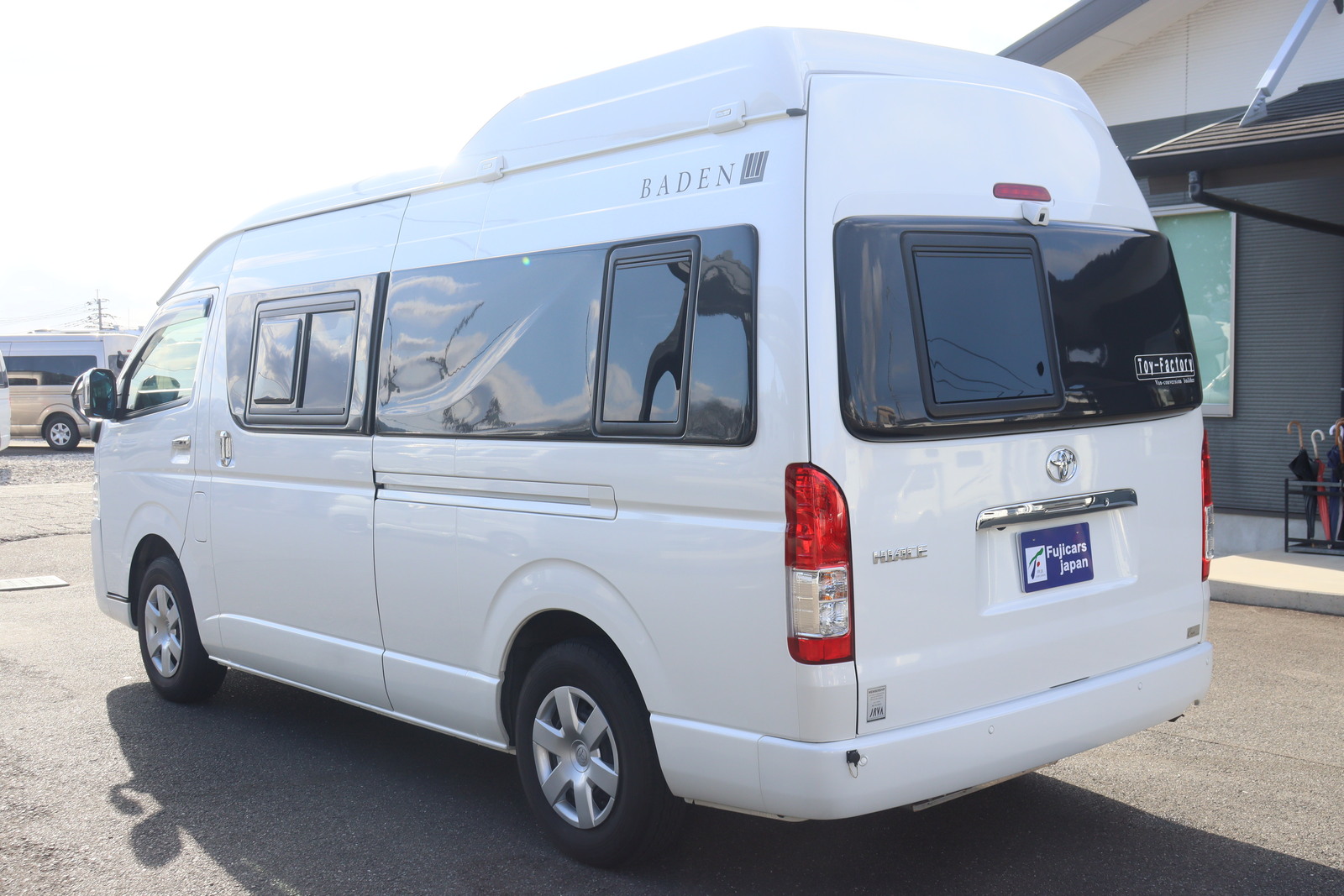 キャンピングカー バンコン ﾊｲｴｰｽ ﾄｲﾌｧｸﾄﾘｰ ﾊﾞｰﾃﾞﾝｸﾞﾗﾝﾃﾞｶｰｻ