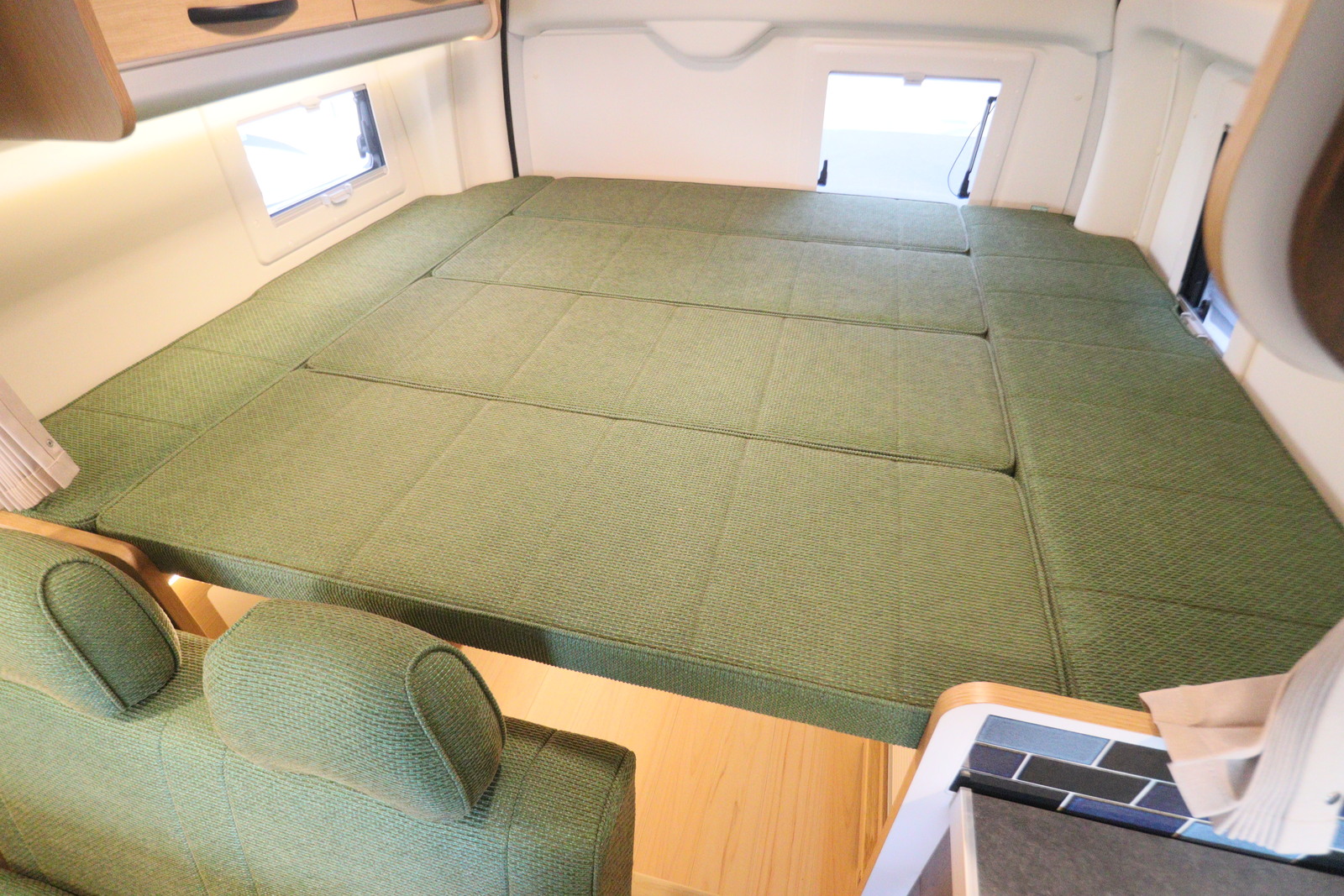 キャンピングカー バンコン ﾊｲｴｰｽ ﾄｲﾌｧｸﾄﾘｰ ﾊﾞｰﾃﾞﾝｸﾞﾗﾝﾃﾞｶｰｻ