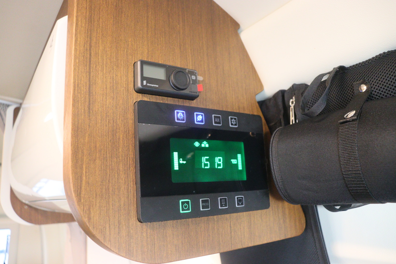 キャンピングカー バンコン ﾊｲｴｰｽ ﾄｲﾌｧｸﾄﾘｰ ﾊﾞｰﾃﾞﾝｸﾞﾗﾝﾃﾞｶｰｻ