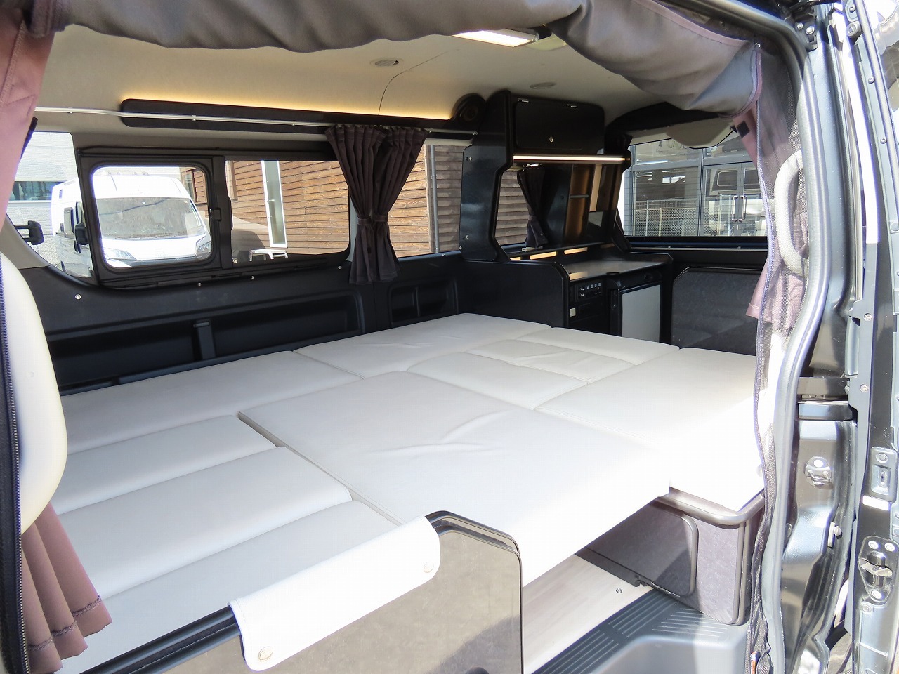 キャンピングカー バンコン ﾊｲｴｰｽ FOCS DS-Lｽﾀｲﾙ