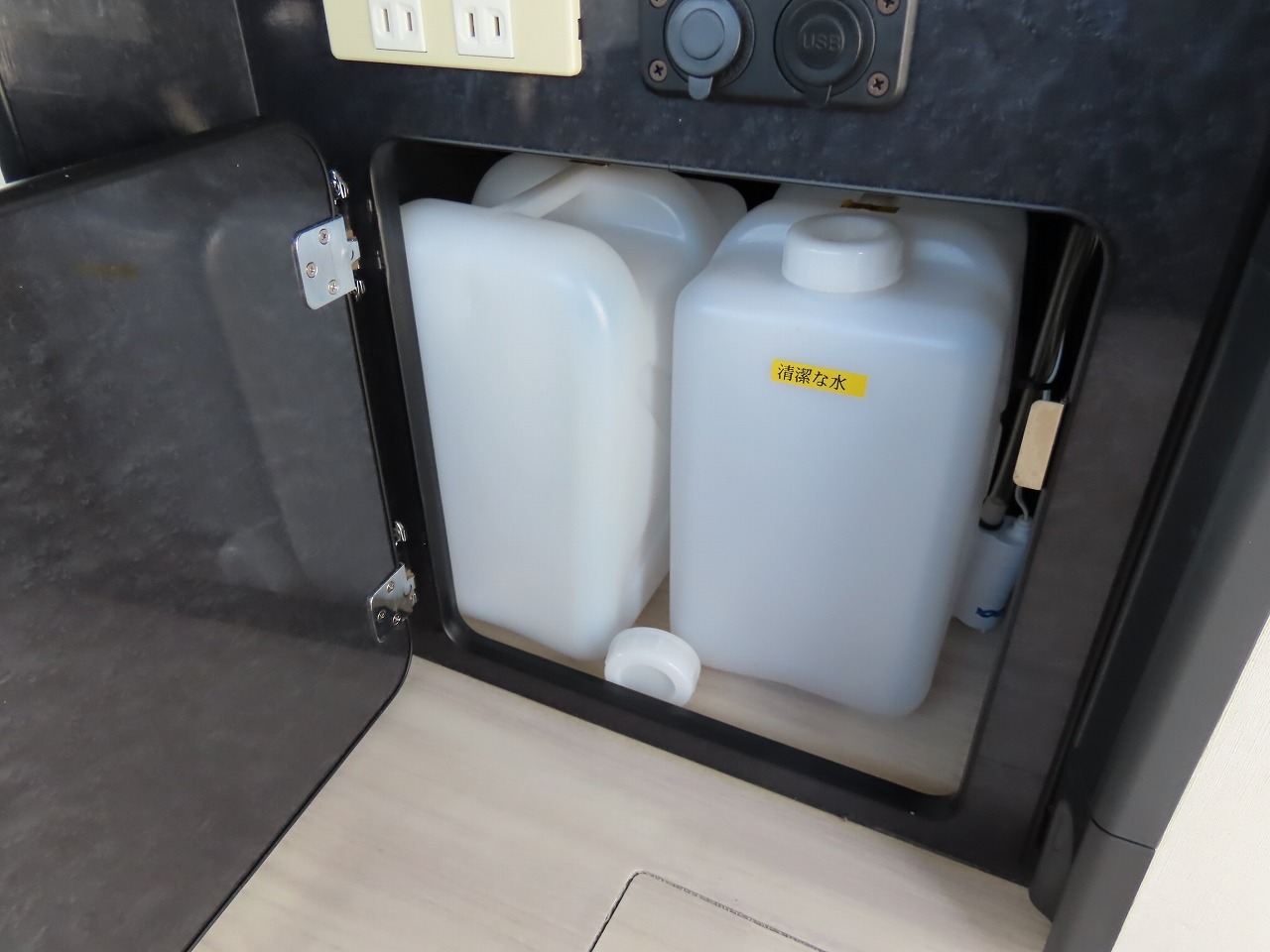 キャンピングカー バンコン ﾊｲｴｰｽ FOCS DS-Lｽﾀｲﾙ