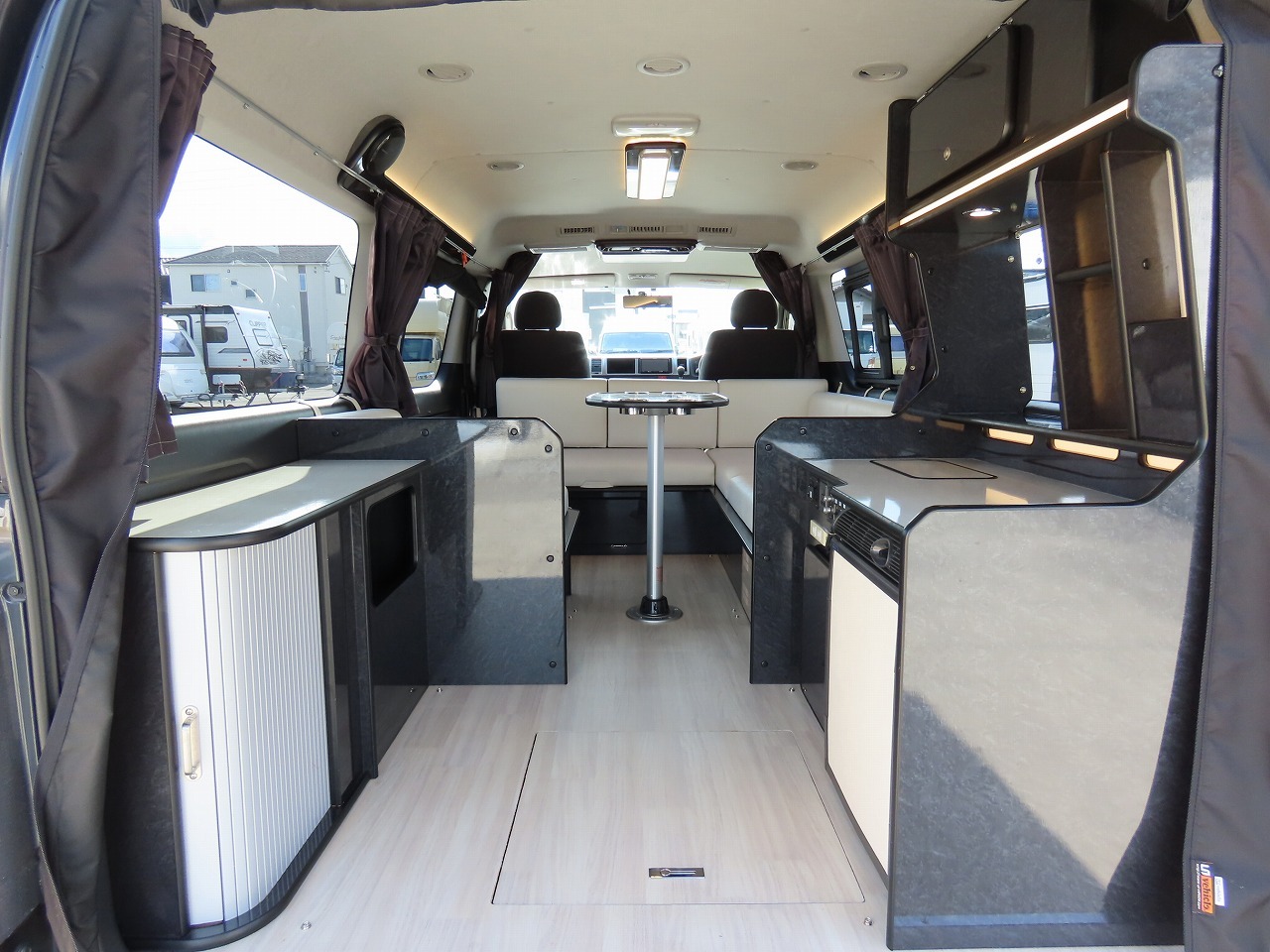 キャンピングカー バンコン ﾊｲｴｰｽ FOCS DS-Lｽﾀｲﾙ