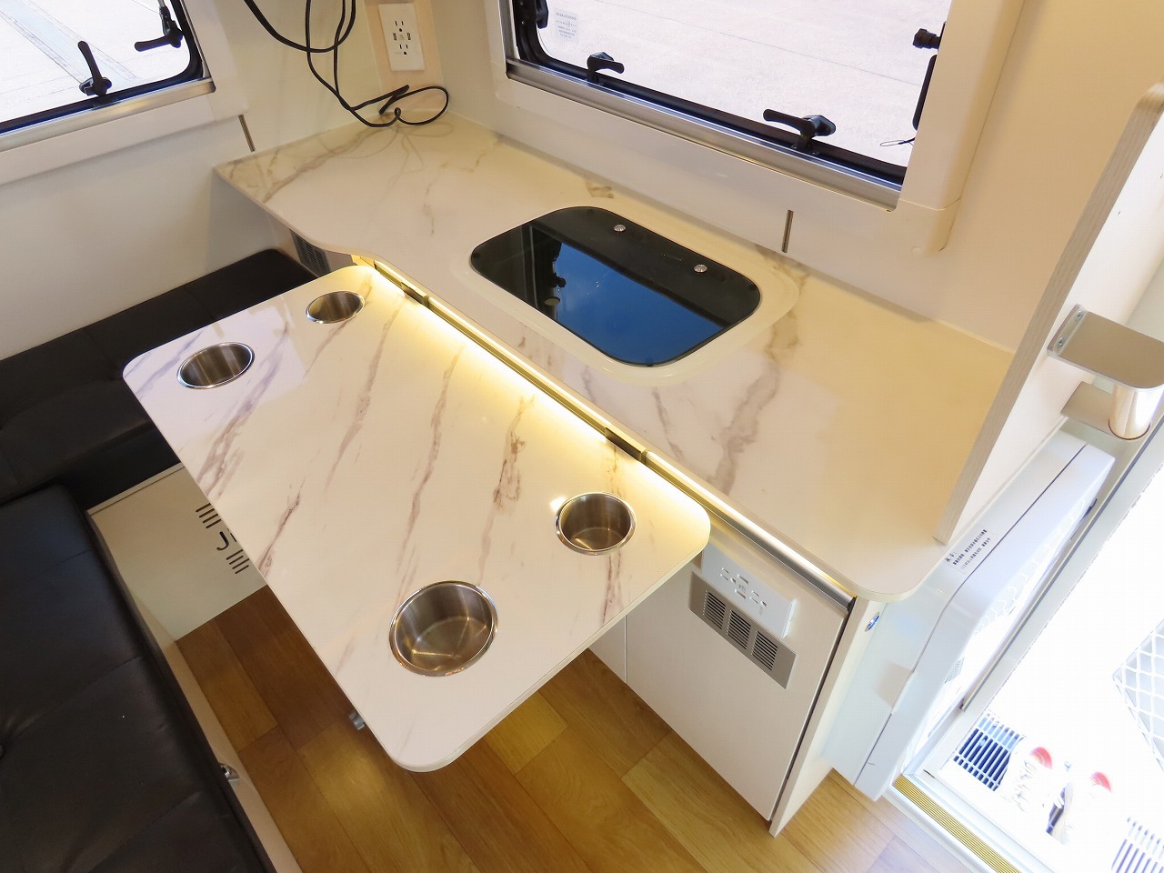 キャンピングカー 軽キャンパー ﾊｲｾﾞｯﾄ JPｽﾀｰ ﾊｯﾋﾟｰ1+ 4WD