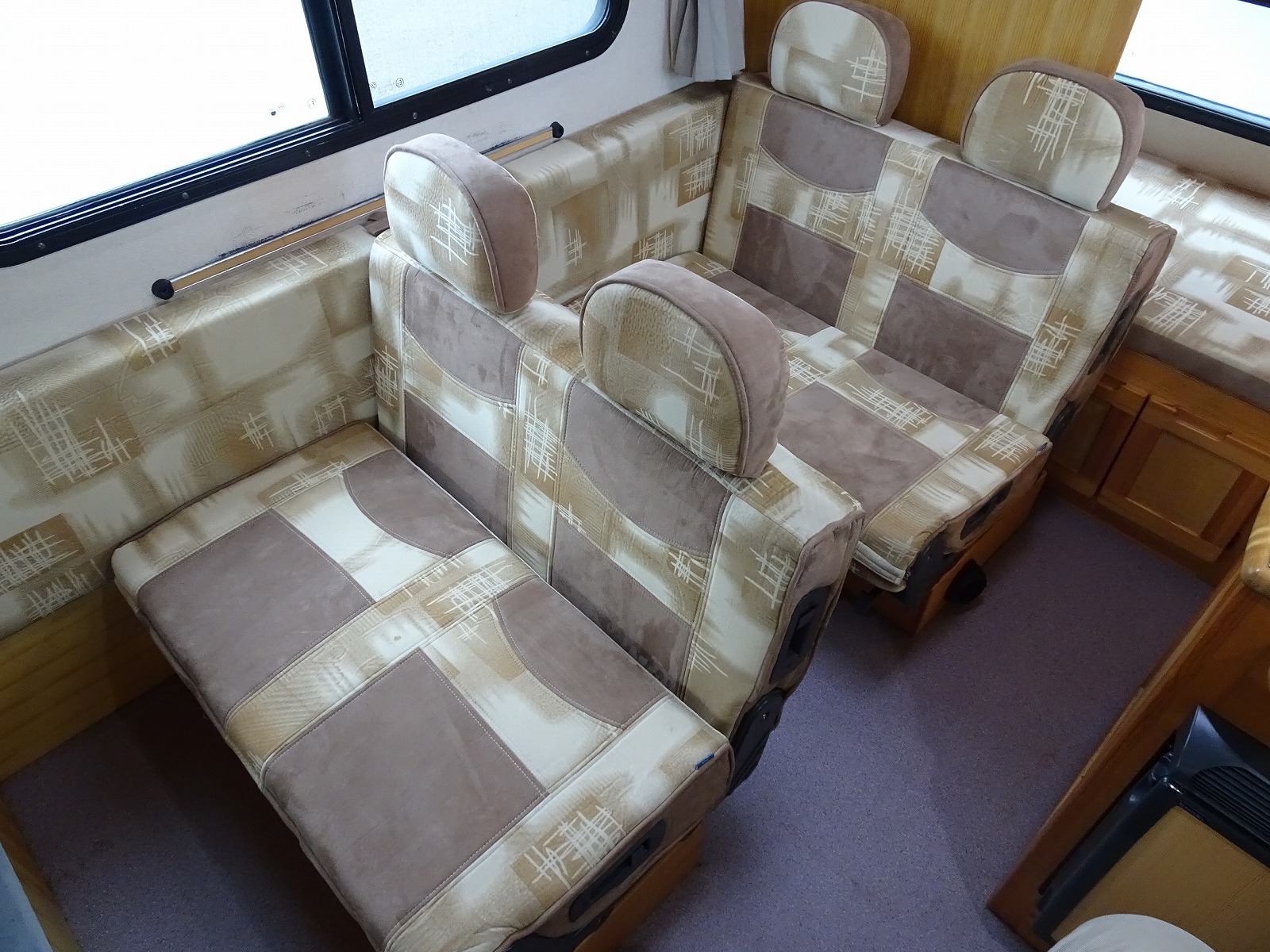 キャンピングカー キャブコン ﾎﾞﾝｺﾞ AtoZ ｱﾐﾃｨ D-TB 4WD 5MT