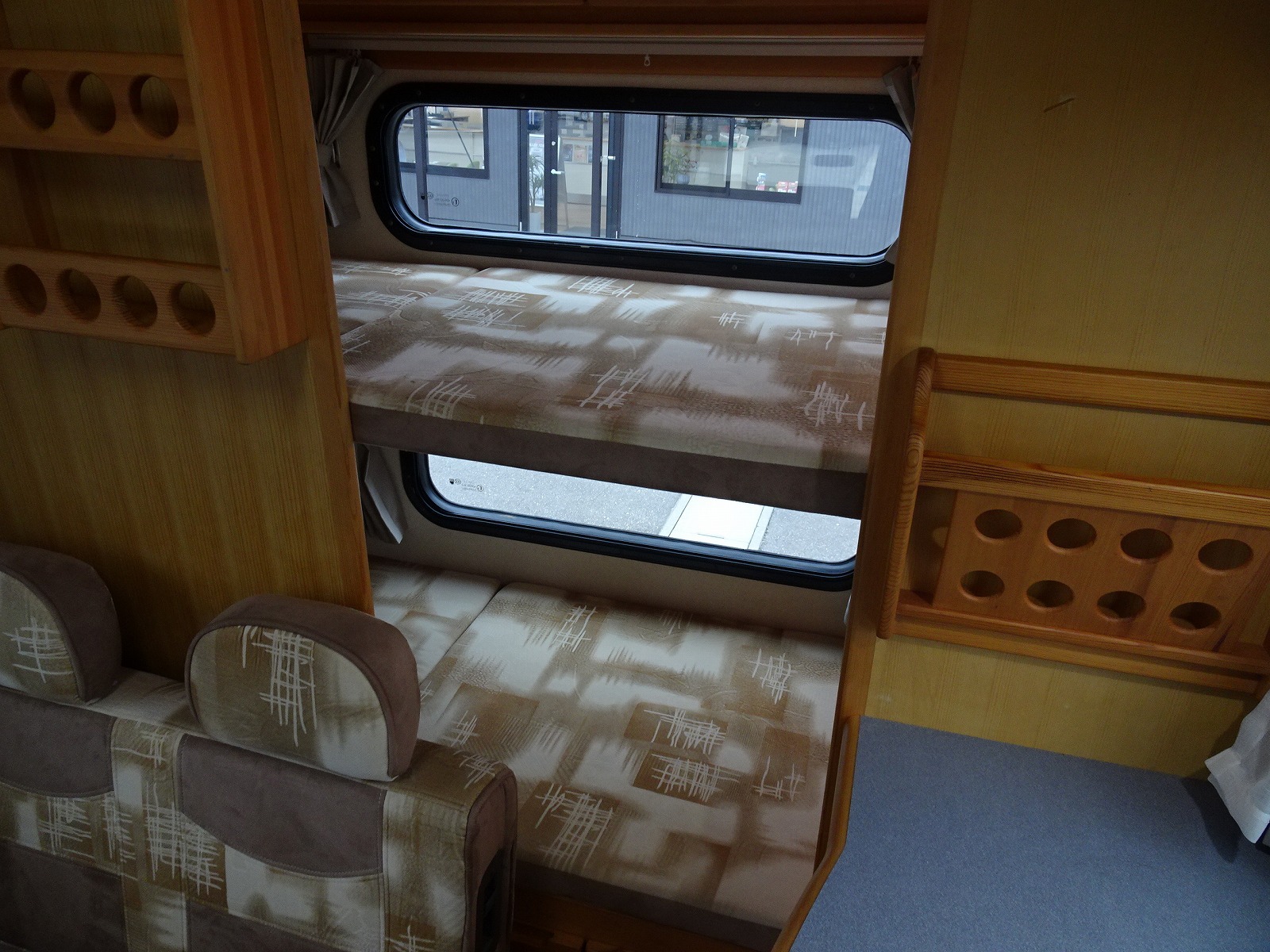 キャンピングカー キャブコン ﾎﾞﾝｺﾞ AtoZ ｱﾐﾃｨ D-TB 4WD 5MT