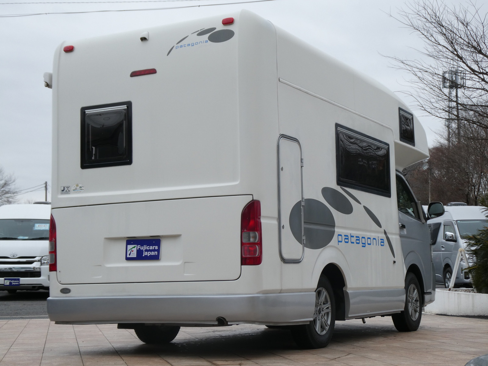 キャンピングカー キャブコン ﾌｧﾝﾙｰﾁｪ　ﾊﾟﾀｺﾞﾆｱｽﾀｰﾘﾝｸﾞ　4WD　家AC　FF
