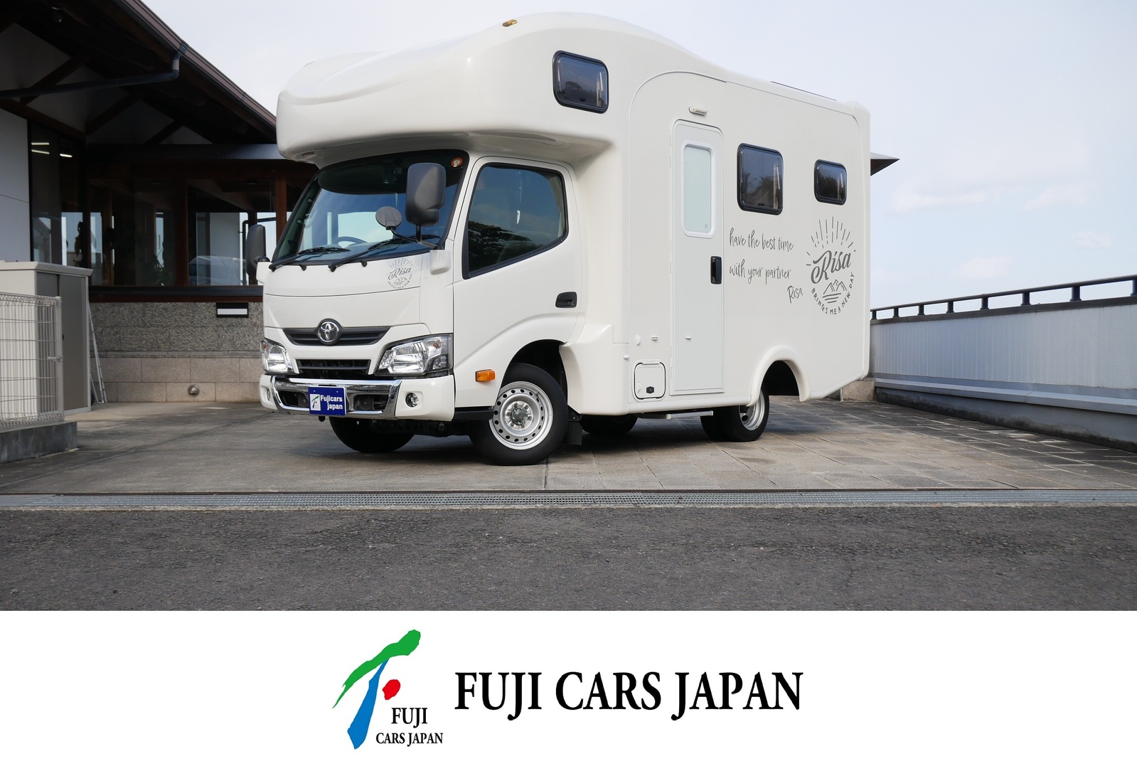 キャンピングカー キャブコン カムロード ダイレクトカーズ リーサ