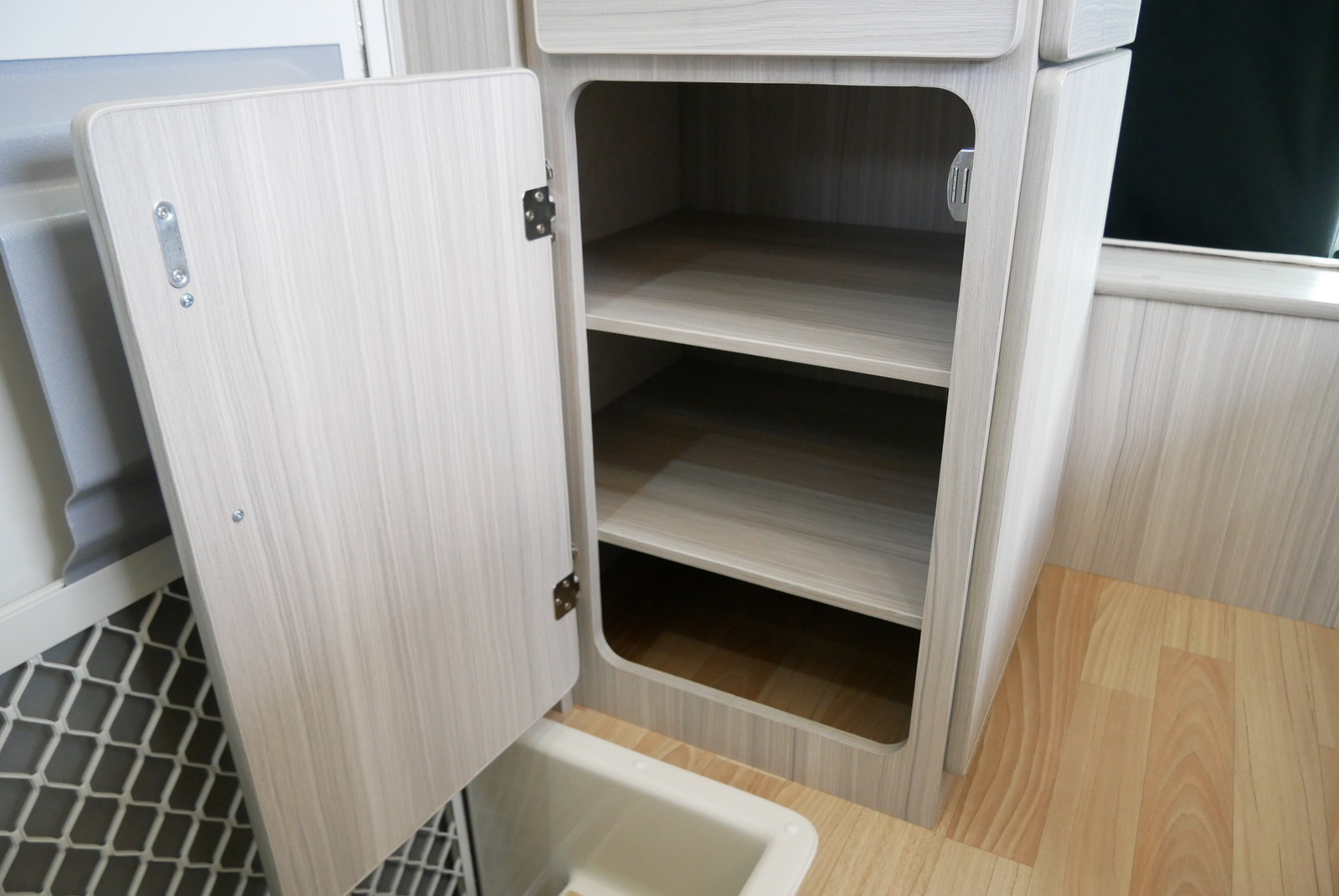 キャンピングカー キャブコン ｶﾑﾛｰﾄﾞ ﾀﾞｲﾚｸﾄｶｰｽﾞ ﾘｰｻ