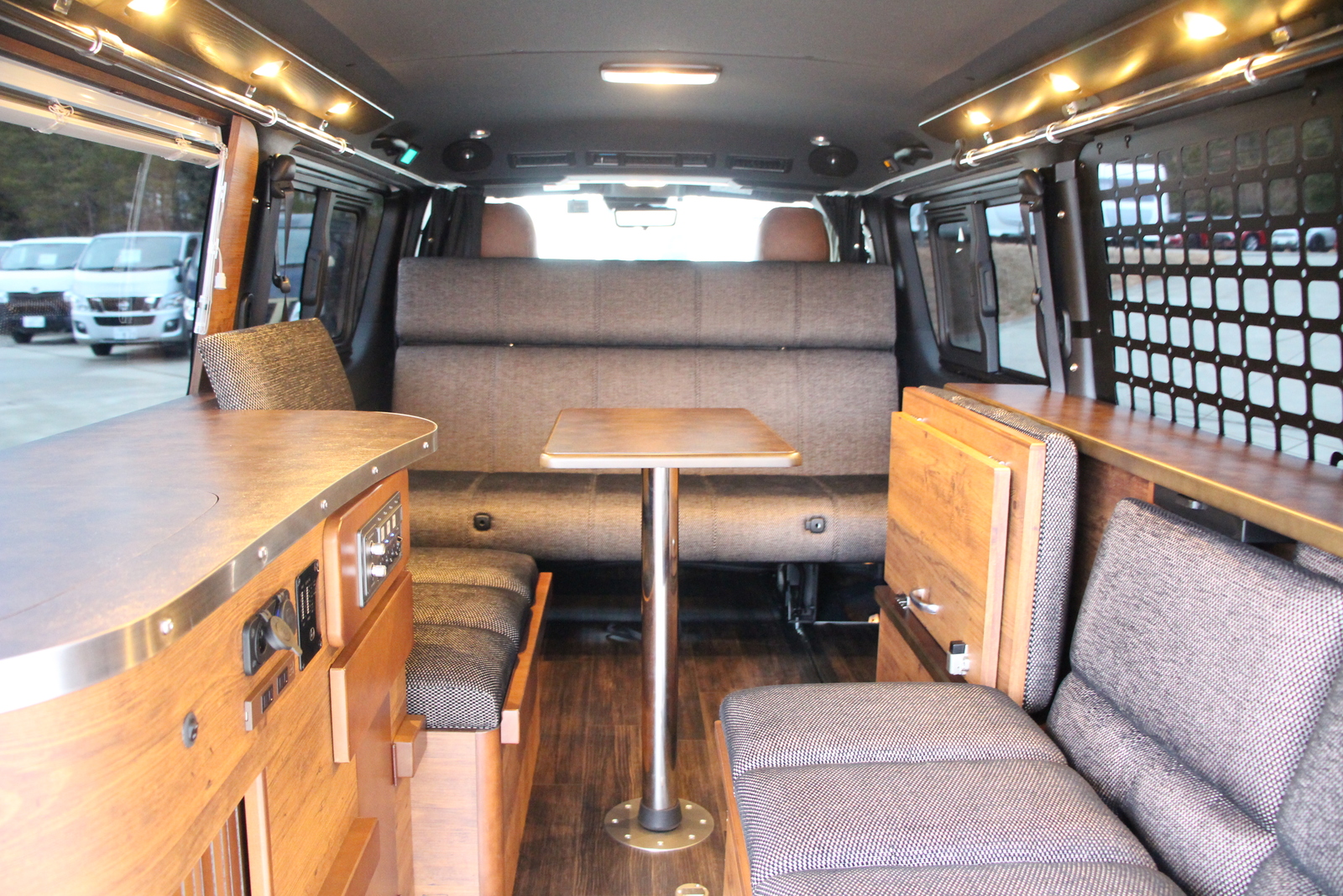 キャンピングカー バンコン ﾊｲｴｰｽ ｹｲﾜｰｸｽ ｸﾗｼｯｸﾊﾞﾝ FFﾋｰﾀｰ