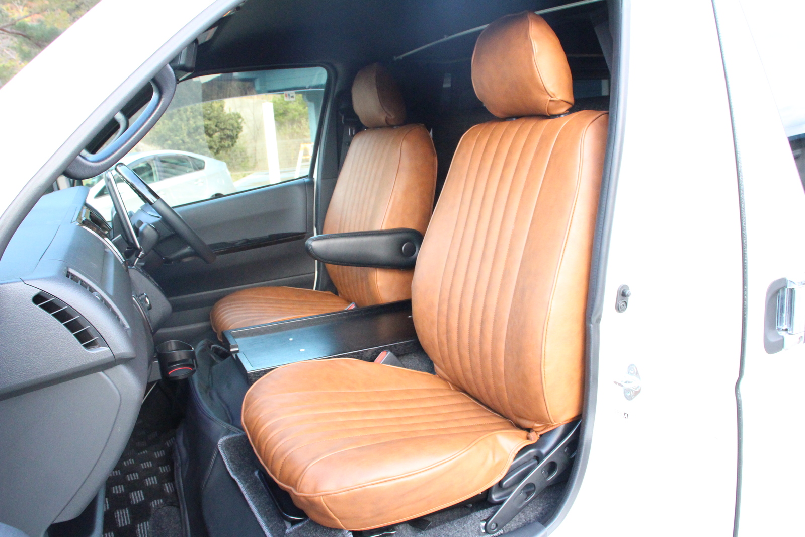 キャンピングカー バンコン ﾊｲｴｰｽ ｹｲﾜｰｸｽ ｸﾗｼｯｸﾊﾞﾝ FFﾋｰﾀｰ