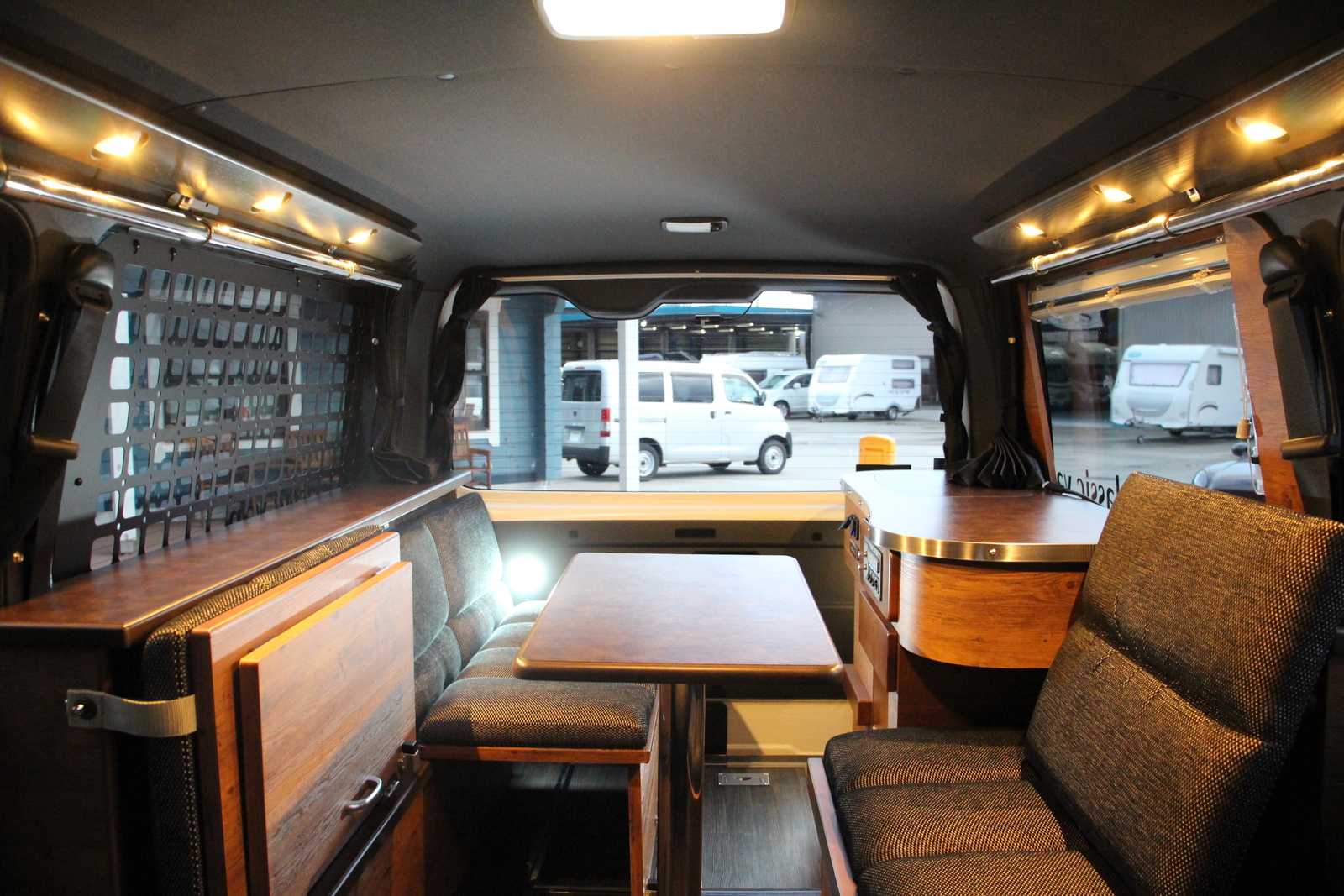 キャンピングカー バンコン ﾊｲｴｰｽ ｹｲﾜｰｸｽ ｸﾗｼｯｸﾊﾞﾝ FFﾋｰﾀｰ