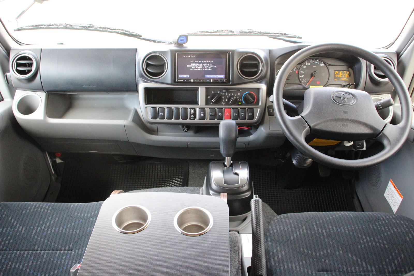 キャンピングカー キャブコン ｶﾑﾛｰﾄﾞ ﾊﾞﾝﾃｯｸ ｼﾞﾙ ｲﾘｽ 4WD