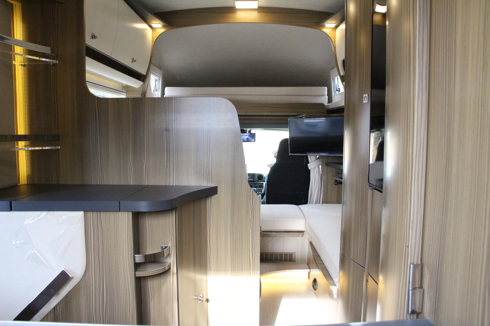 キャンピングカー キャブコン ｶﾑﾛｰﾄﾞ ﾊﾞﾝﾃｯｸ ｼﾞﾙ ｲﾘｽ 4WD